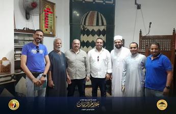 لقاء مع أهالى السيوف